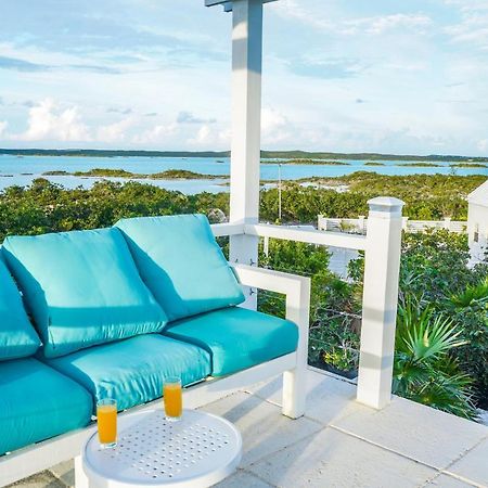 Modern Cottage With Chalk Sound Views プロビデンシアレス エクステリア 写真